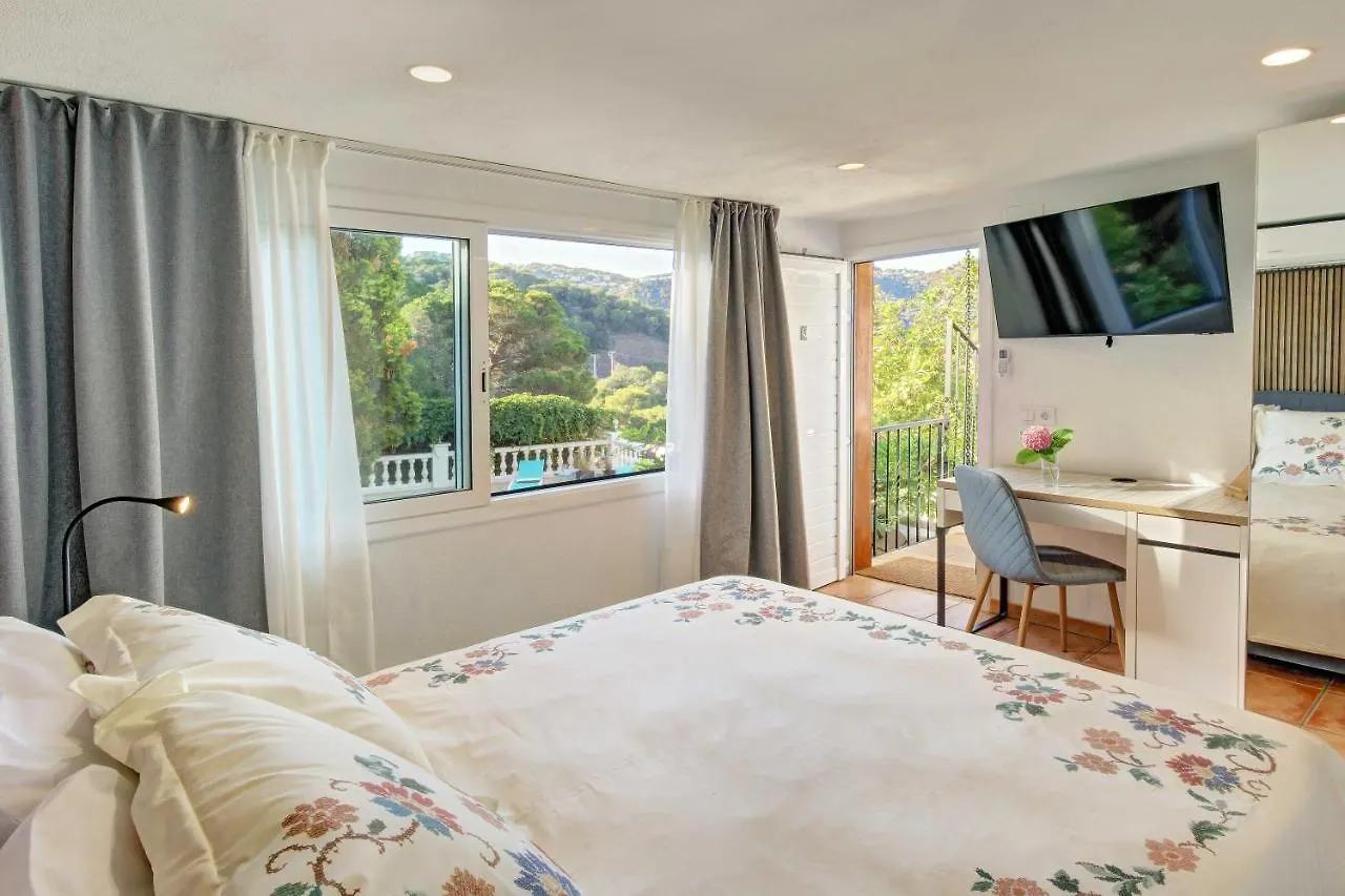 Villa Portugal With Pool & Mountain View 滨海略雷特