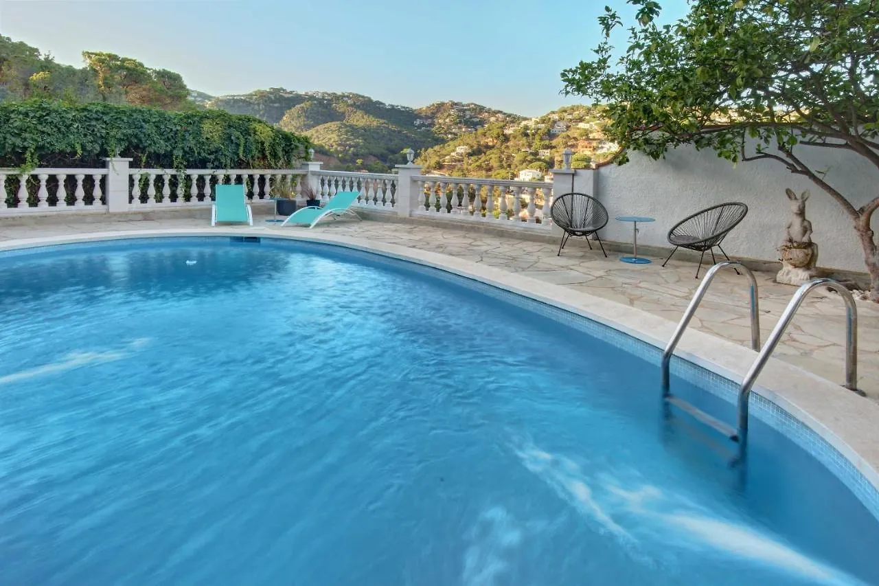 Villa Portugal With Pool & Mountain View Lloret de Mar