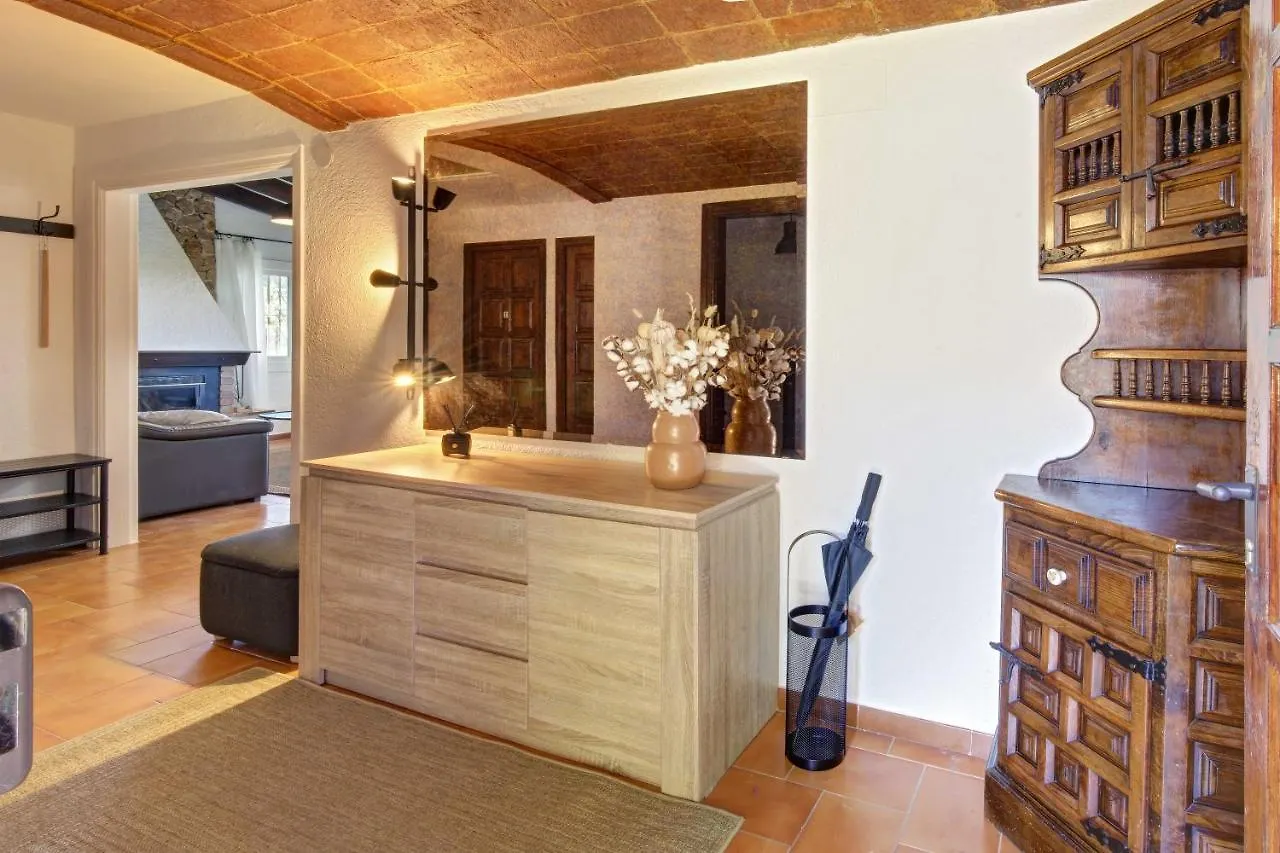 Villa Portugal With Pool & Mountain View Lloret de Mar